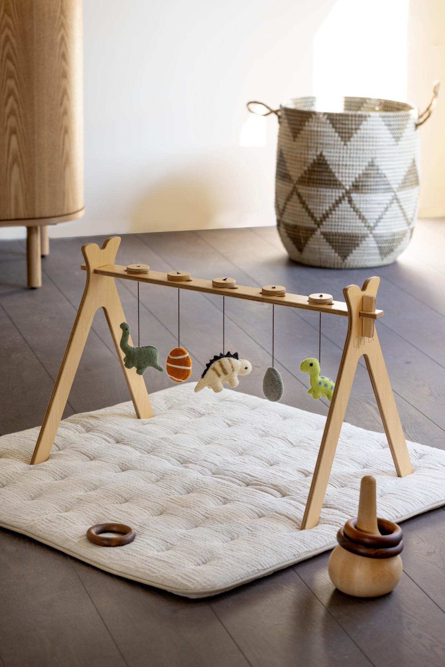 Arche d'éveil et ses accessoires dino - quax