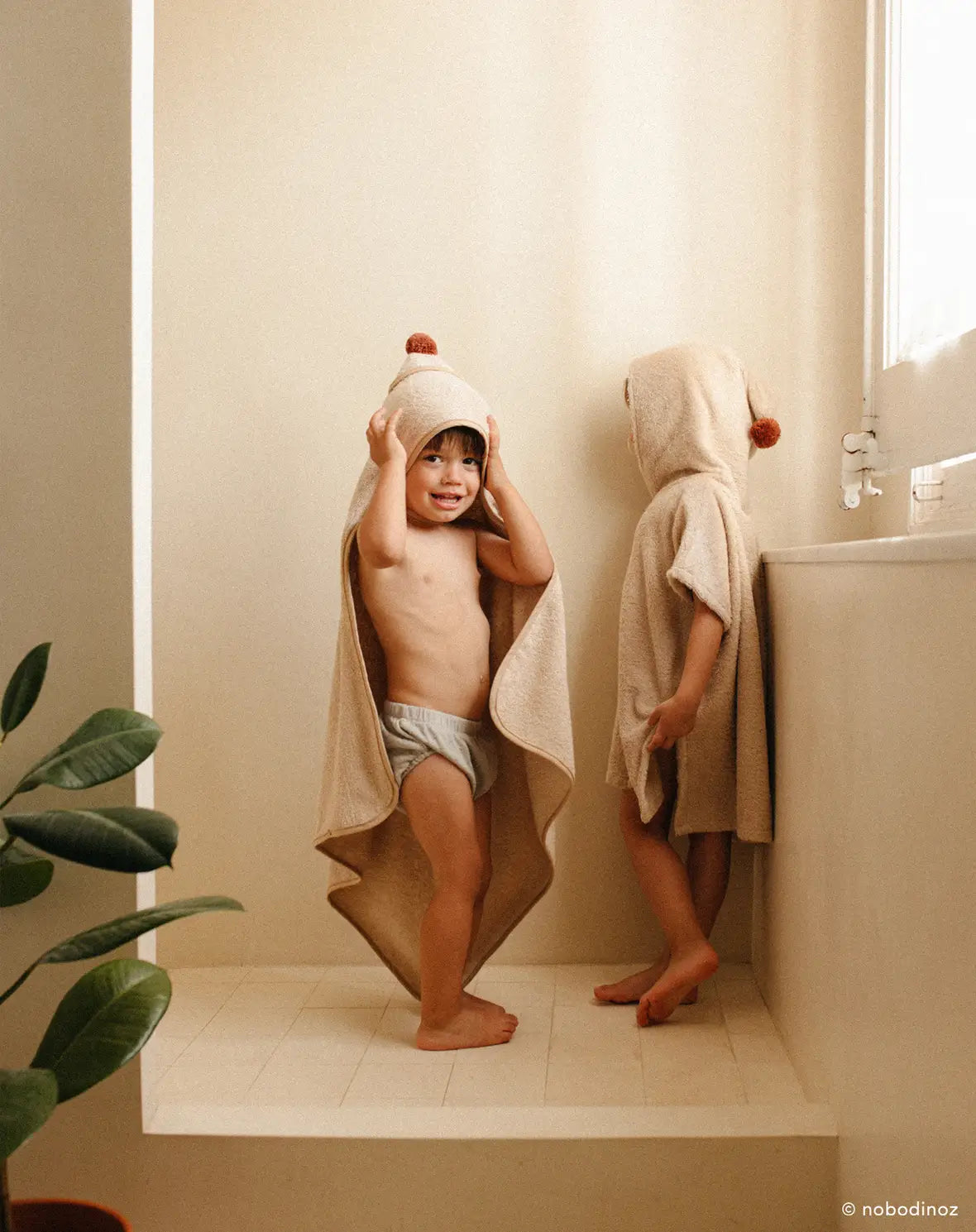 Poncho de bain Almond - Nobodinoz