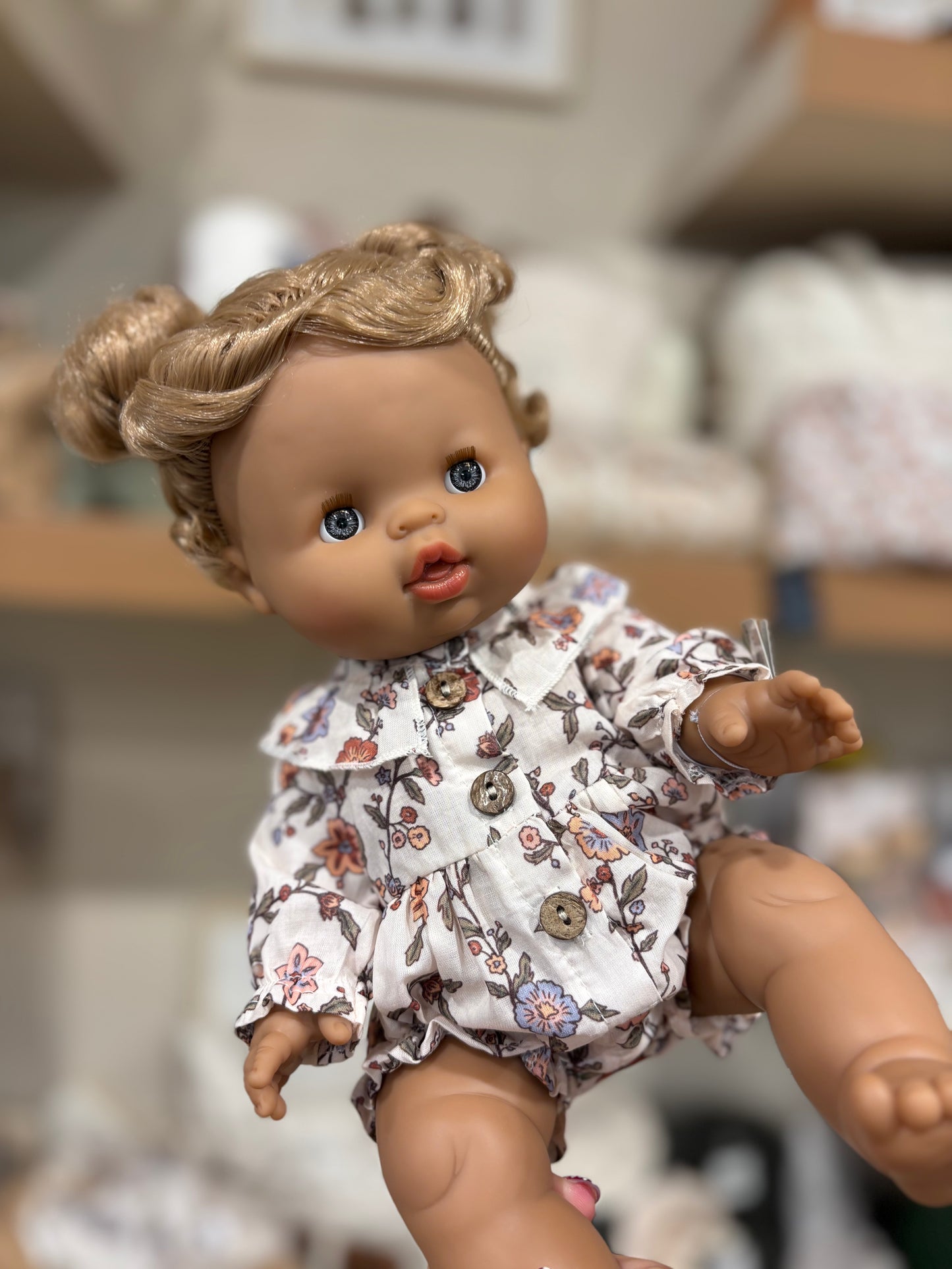 Poupée Minikane